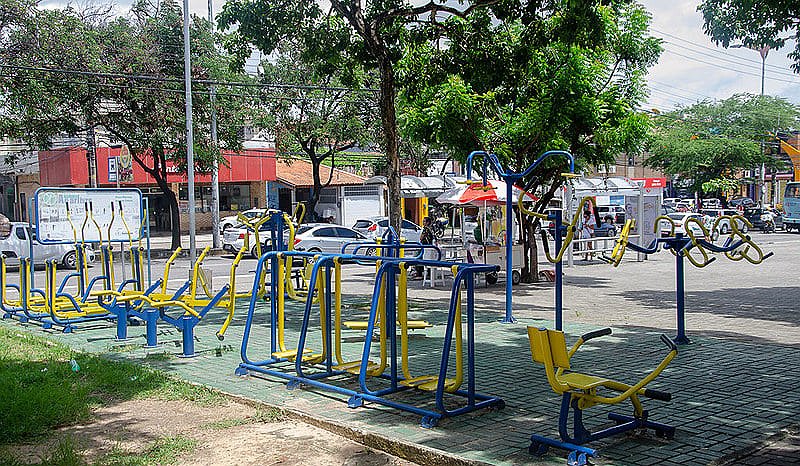 Prefeitura Modelo Inaugura Nova Praça Central com Espaços de Lazer e Convivência para a Comunidade